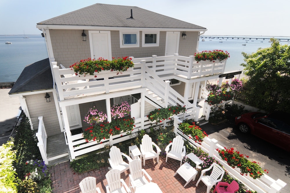 Dyer's Beach House