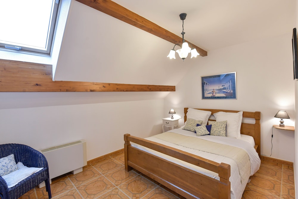 Le clos champagnac at Hotel Golf Chateau de Chailly