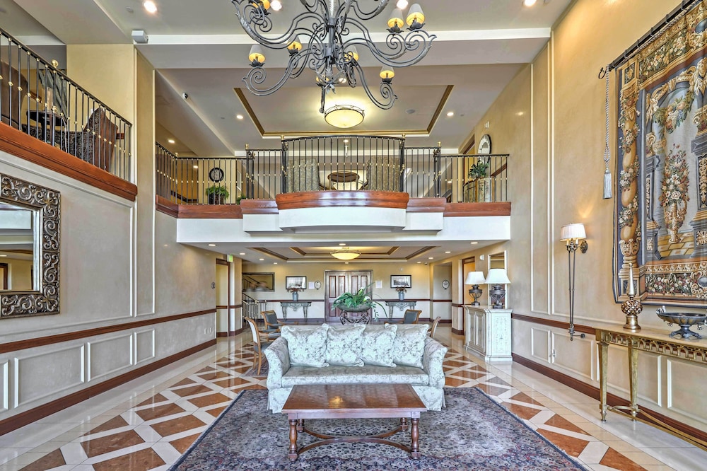 Lake Las Vegas Condo w/ Balcony, Resort Amenities!