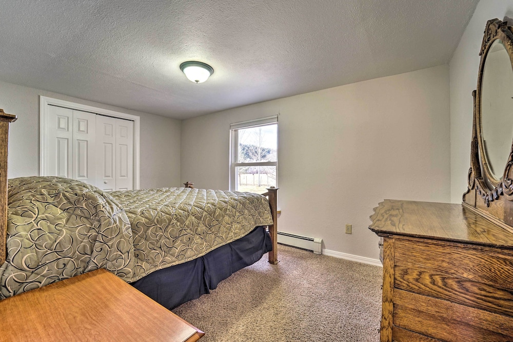 Dolores Ranch Cabin w/ Hot Tub & 1-acre Yard! view 2