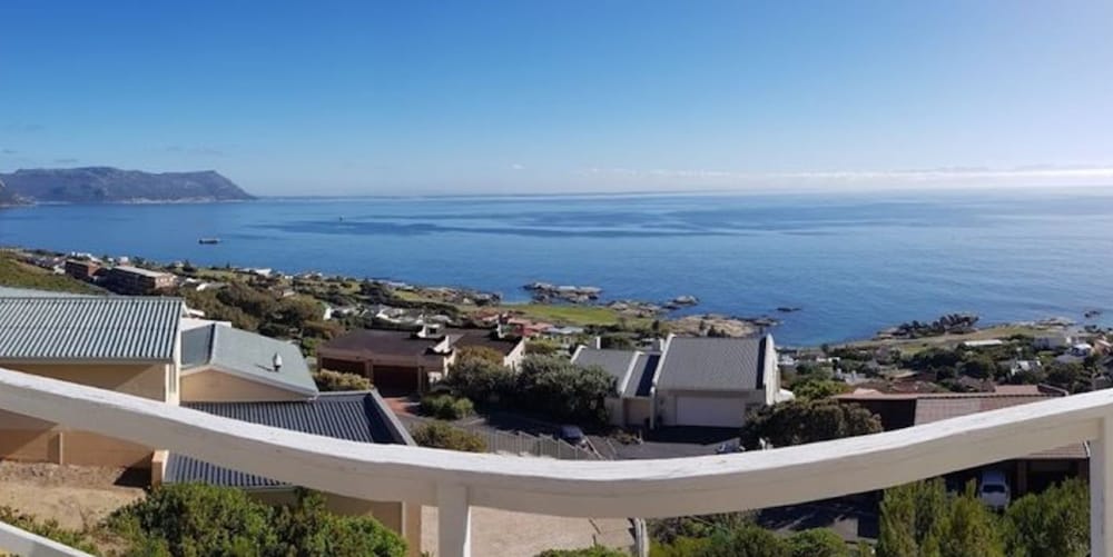 Seascape, Simon's Town