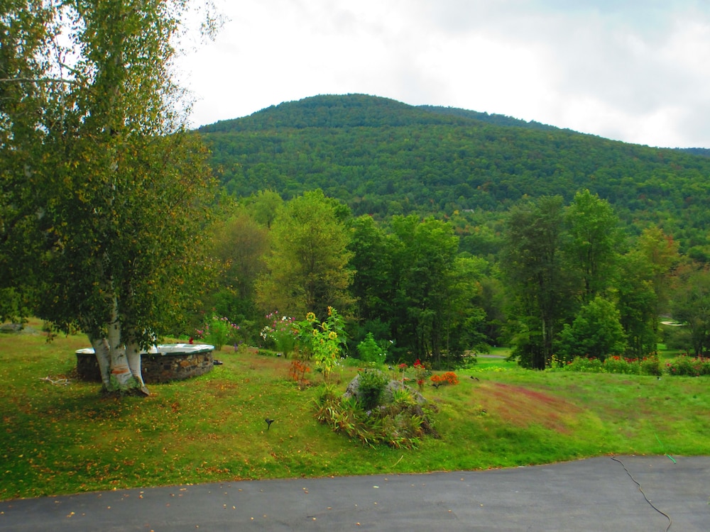 Georgian Garden Inn