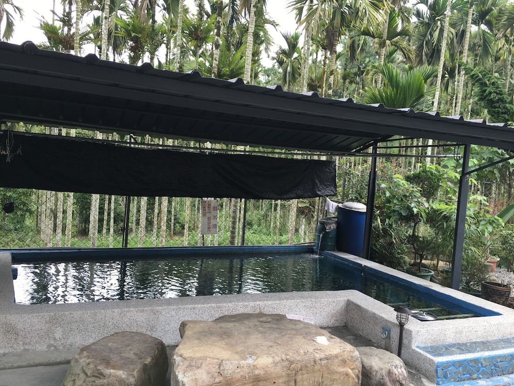 Youshuixiang B&B