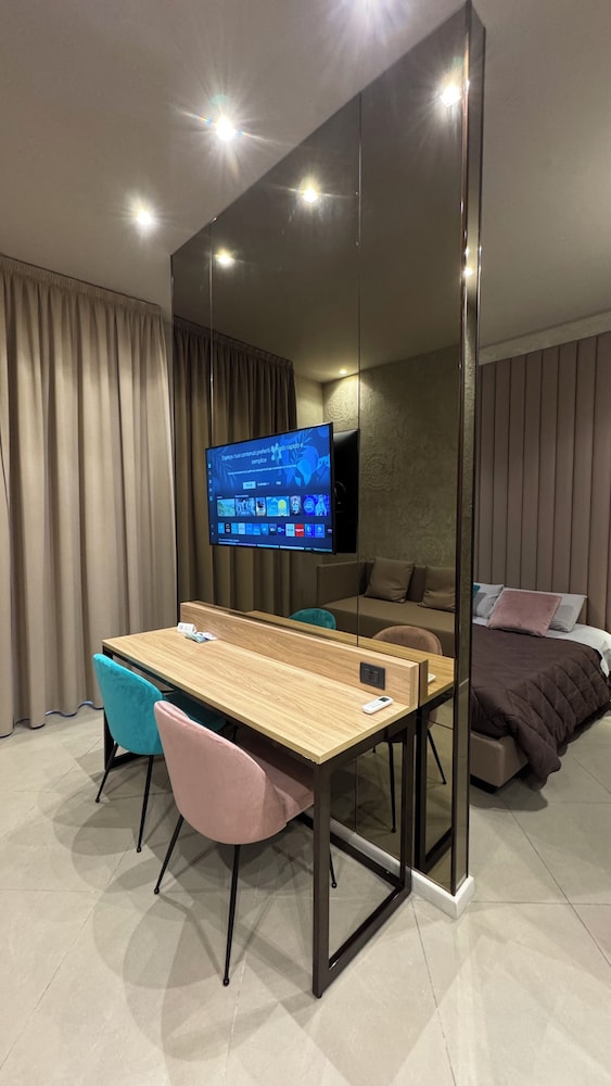 Tropicana room
