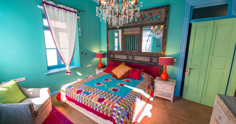 Marge Otel - Image 50