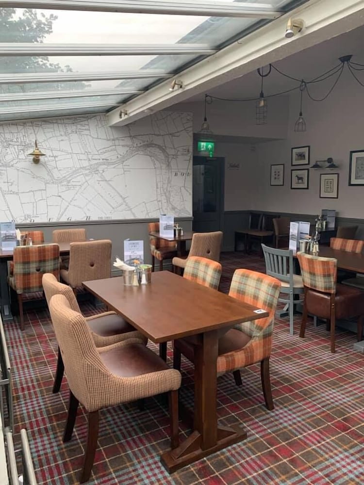 The Farmers Arms