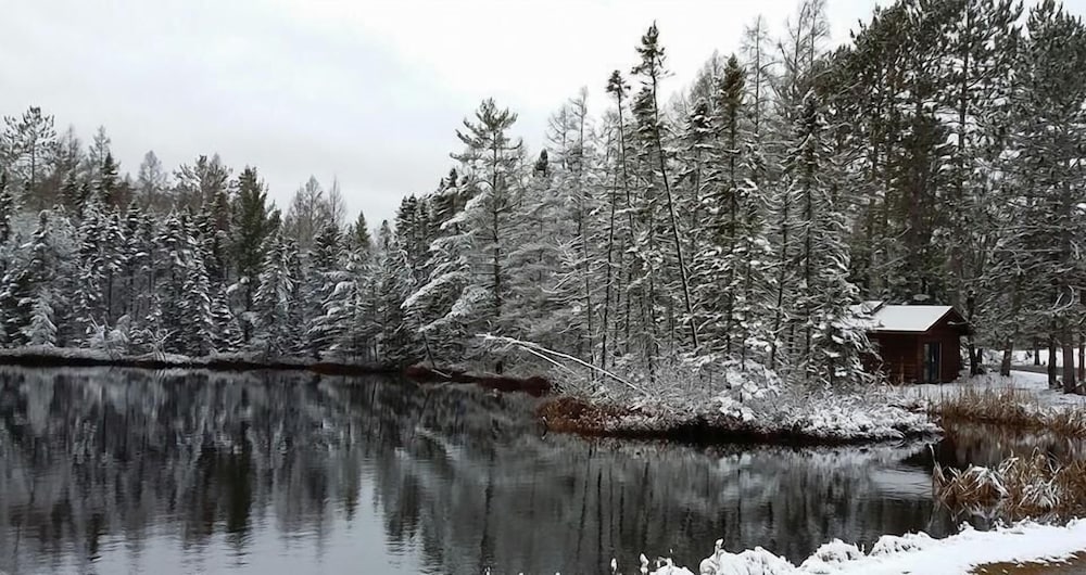 Lakewoods Resort & Lodge