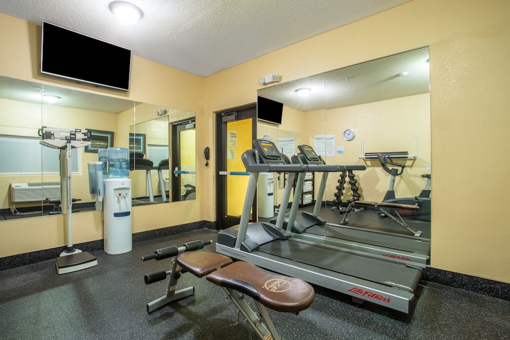 Green River Vacations - First Choice Inns at the Swell - Property Image 5