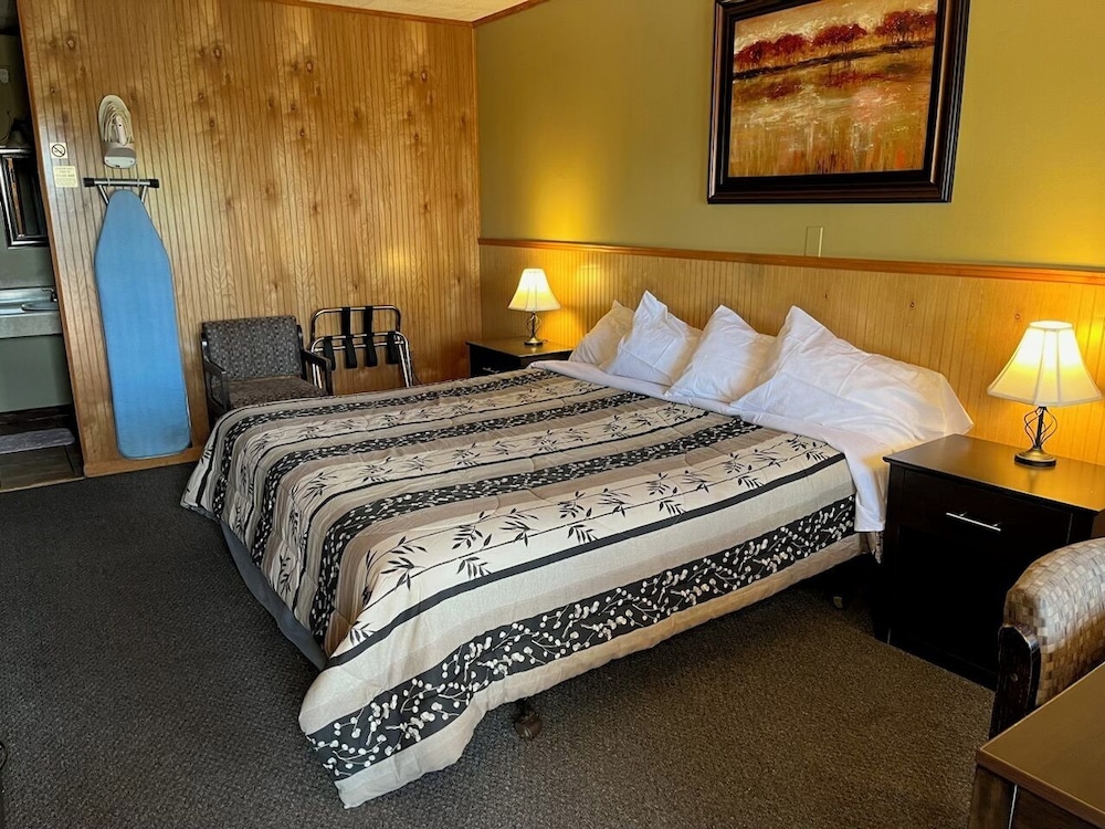 High Point Motel view 5