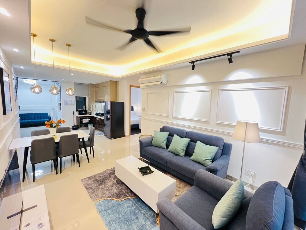R&F Princess Cove at ANJU