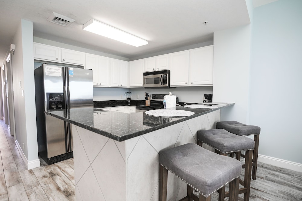 Calypso Beach Resort by Panhandle Getaways