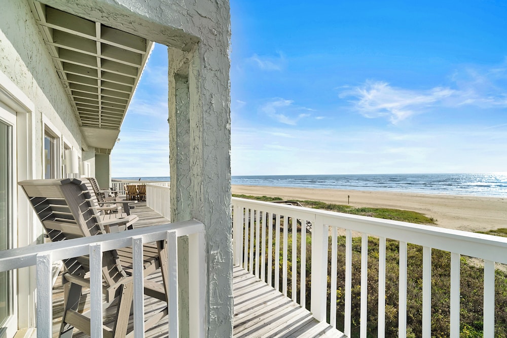 Butterfly Dunes by Ryson Vacation Rentals