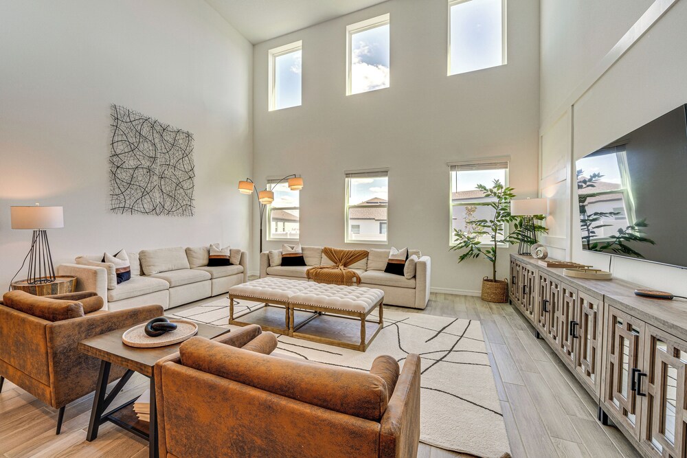Game Room & Community Perks: Davenport Home!