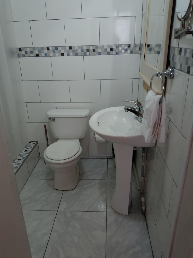 Photo 33