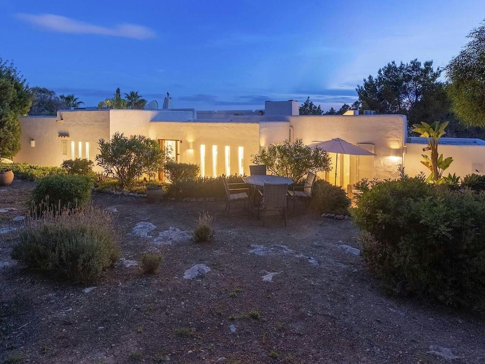 Holiday Home With Outdoor Barbecque