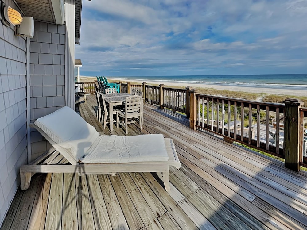 Carrle/Trachtman by Topsail Realty