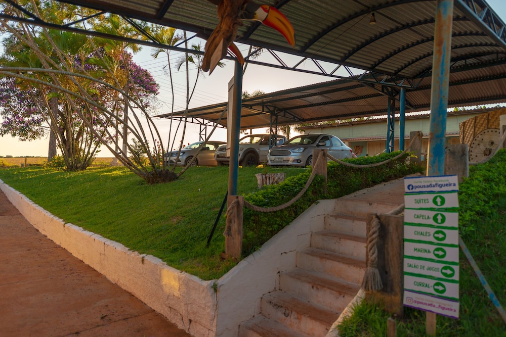 Pousada Figueira