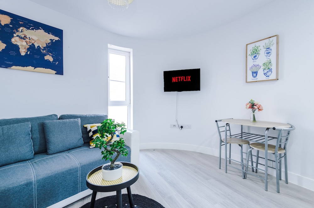 Lovely One Bedroom Apt In Liverpool City Centre view 5