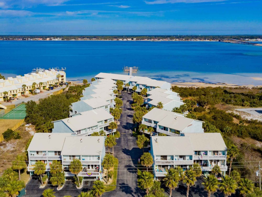 Sandcastle Townhomes #24 by Southern Vacation Rentals