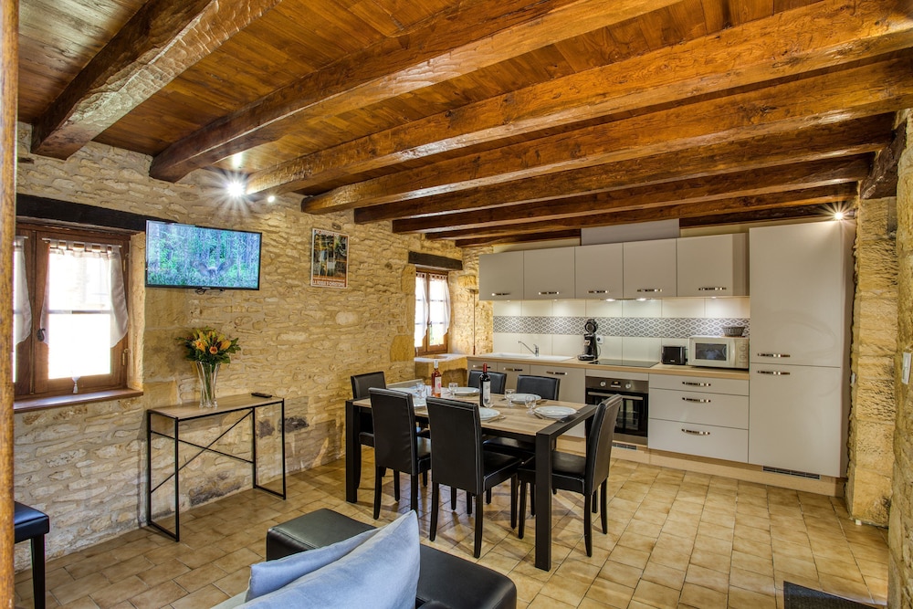 Combas Village De Gites