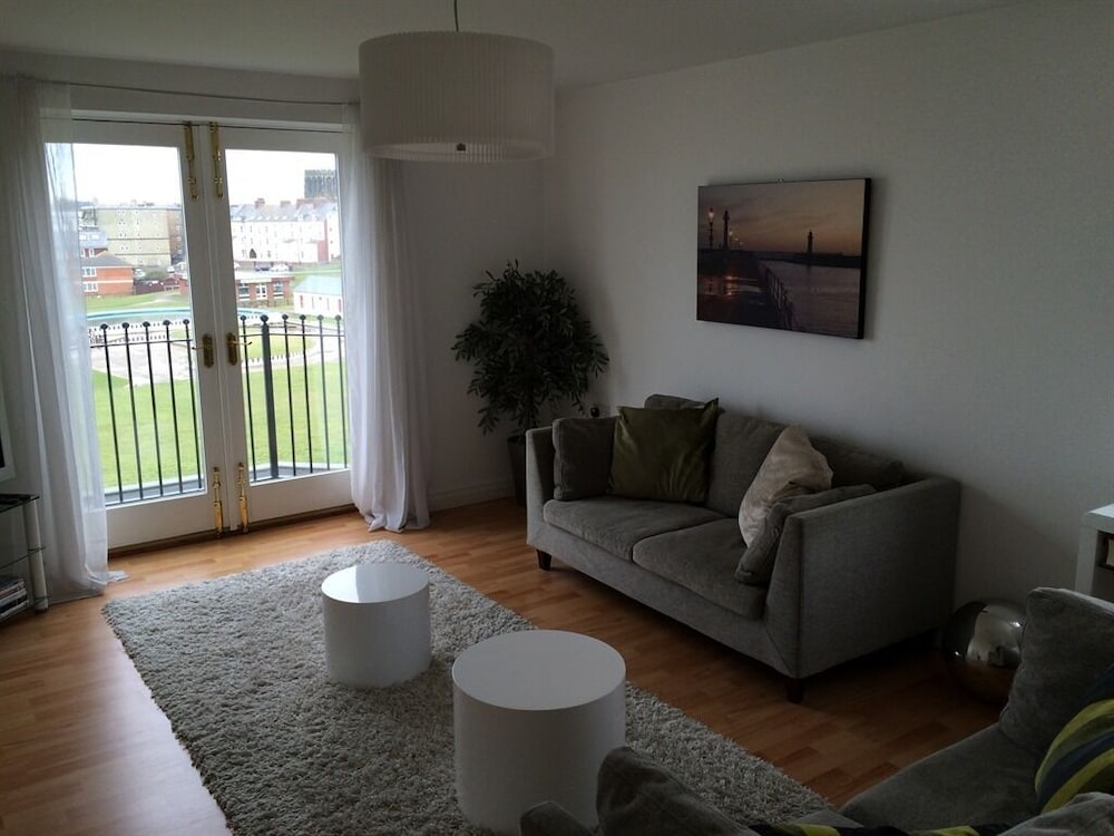 Oceans 12 Apartment