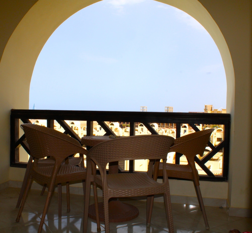 Sea View Studio in Luxury 5 Star Hotel Hurghada view 4