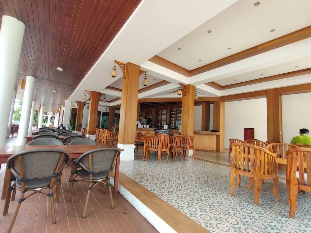 Phubarn VimarnVangvieng Resort