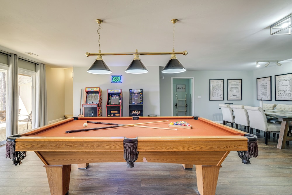 Fish, Boat & Hike: Lakefront Home w/ Game Room!