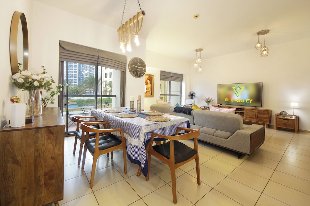Silk Valley-Luxury 2B close to Beach