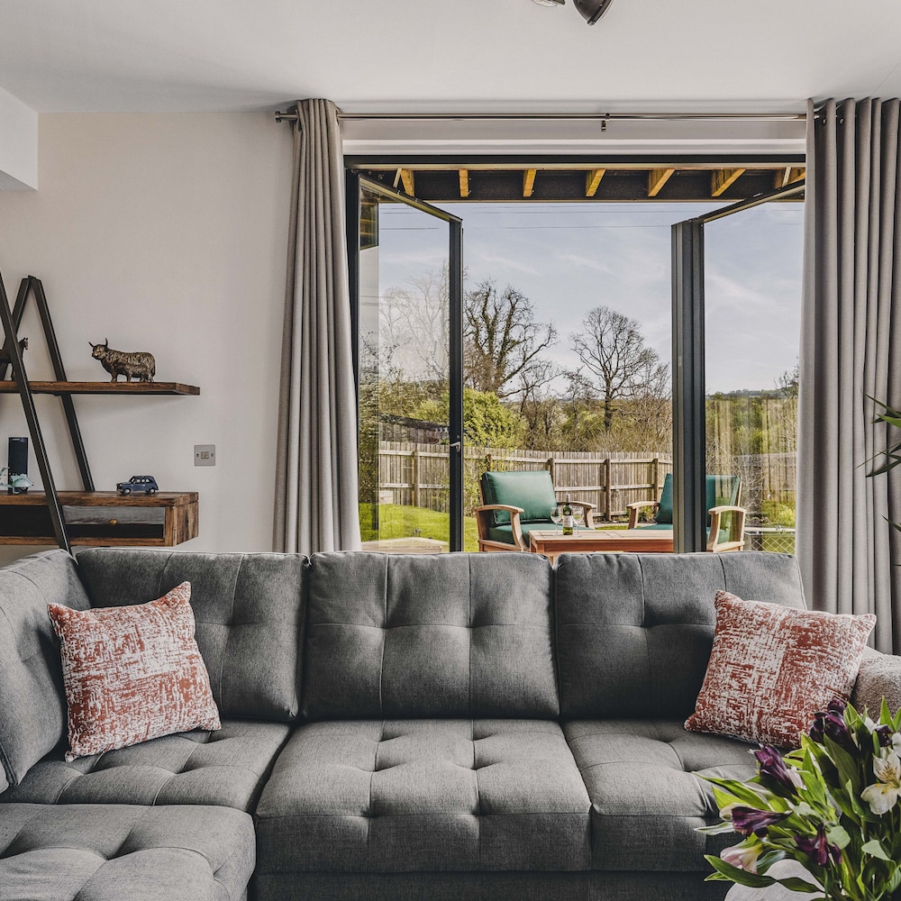 Heron House - Luxury Grand Designs Eco-home view 2