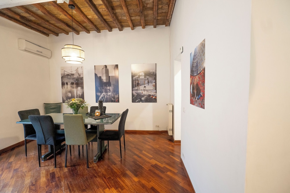 Pantheon Apartments