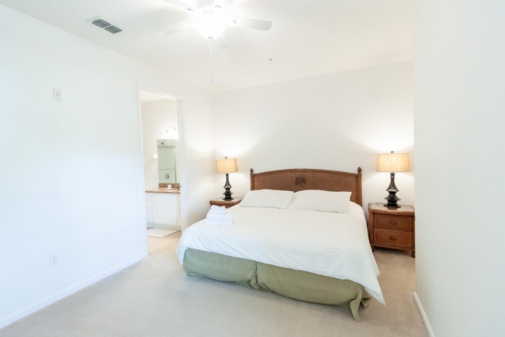 3 Bed 3 BA 5min Universal Spacious 1823ft