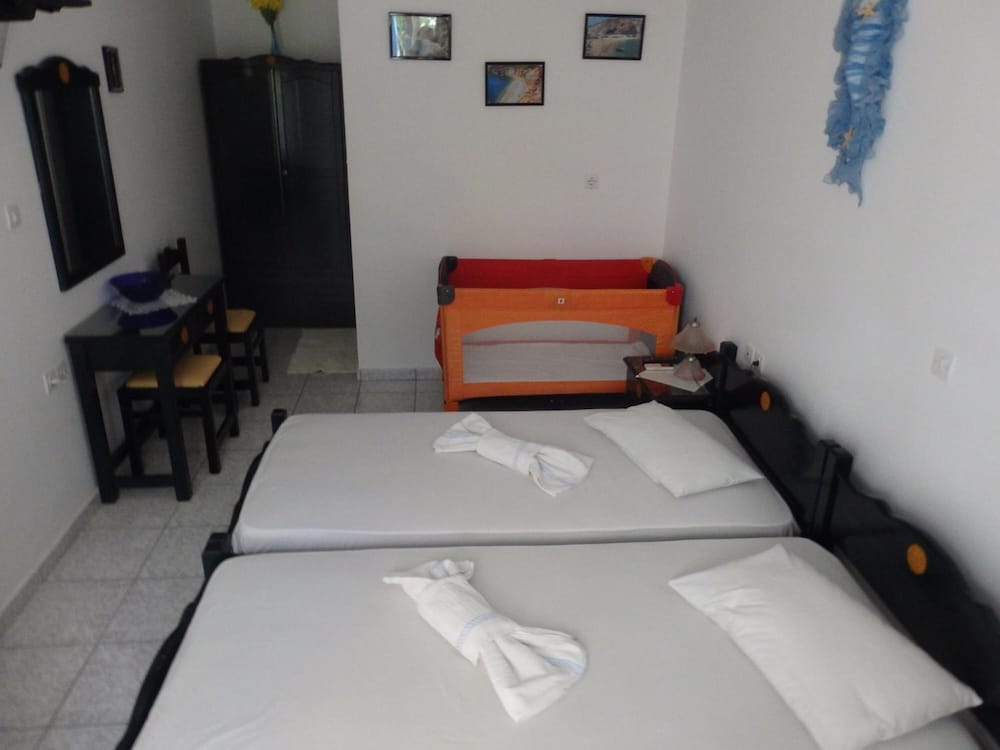 Anna Zisimos Rooms photo 5