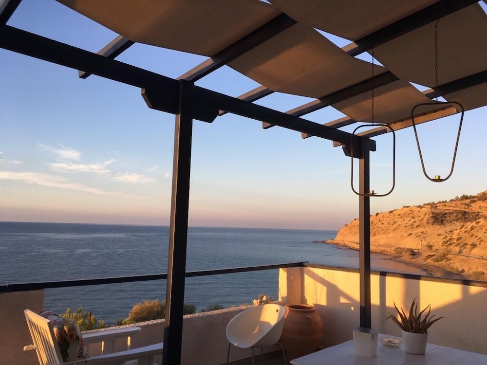 Big Blue Apartments photo 3