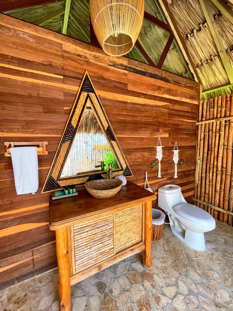 Hotel Isla Mucura