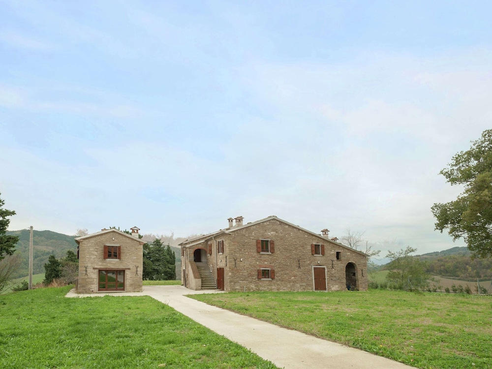 Belvilla by OYO Borgata Porpora Due view 3
