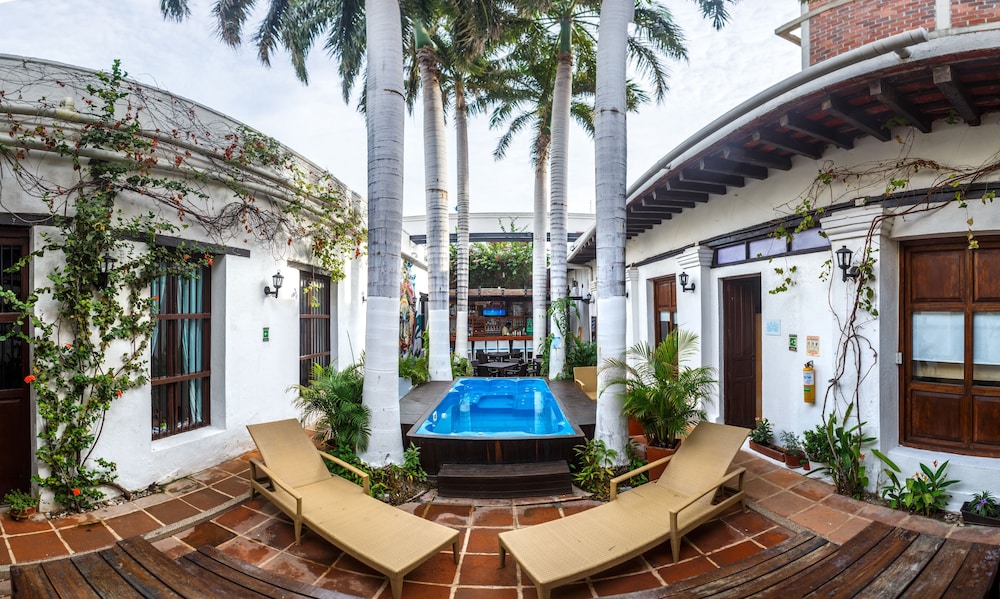 La Villana Hostel