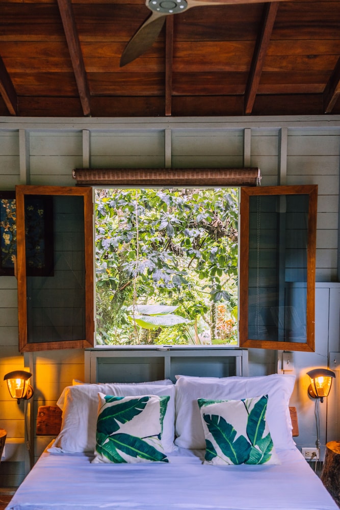 Bambuda Lodge - Hostel