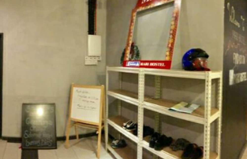 Mari Hostel