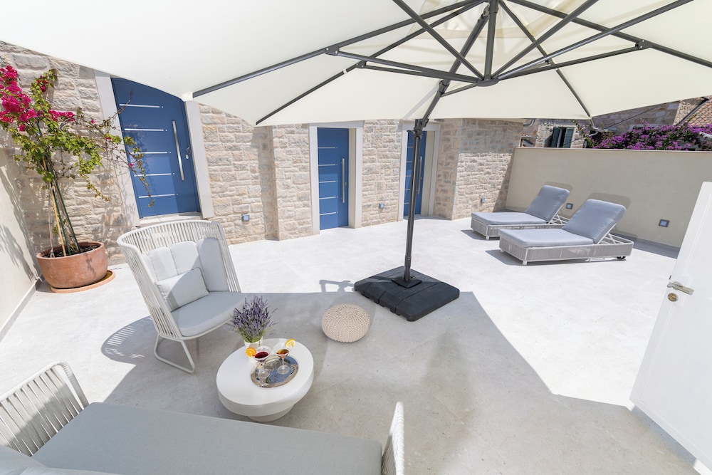 Villa Maja Aurelia in the Centre- Romantic studio apartment