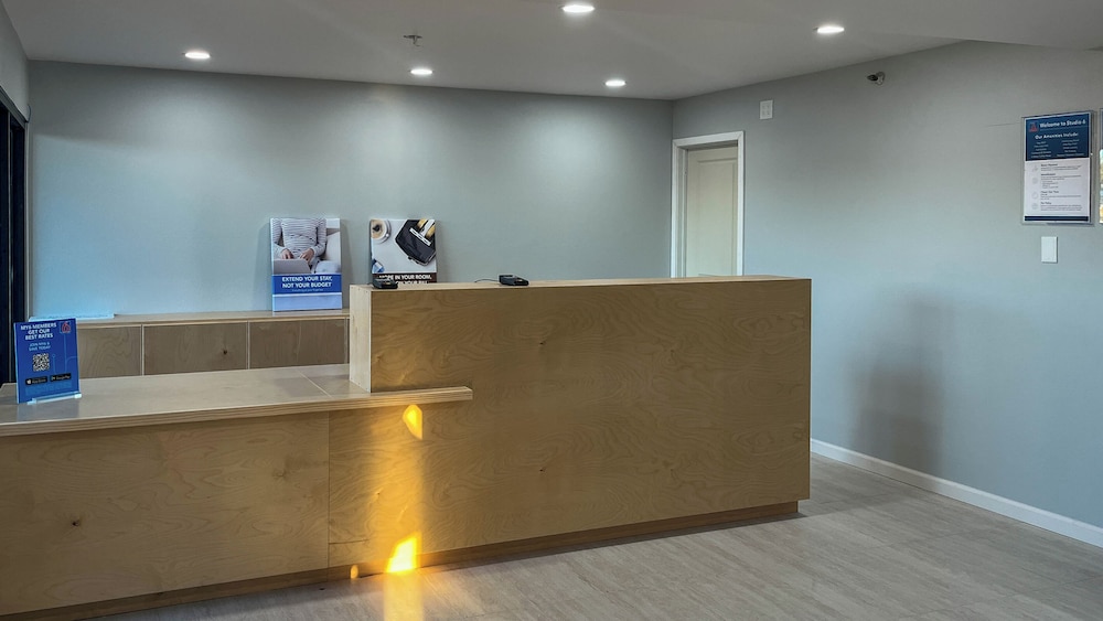 STUDIO 6 Victorville Green Tree Blvd