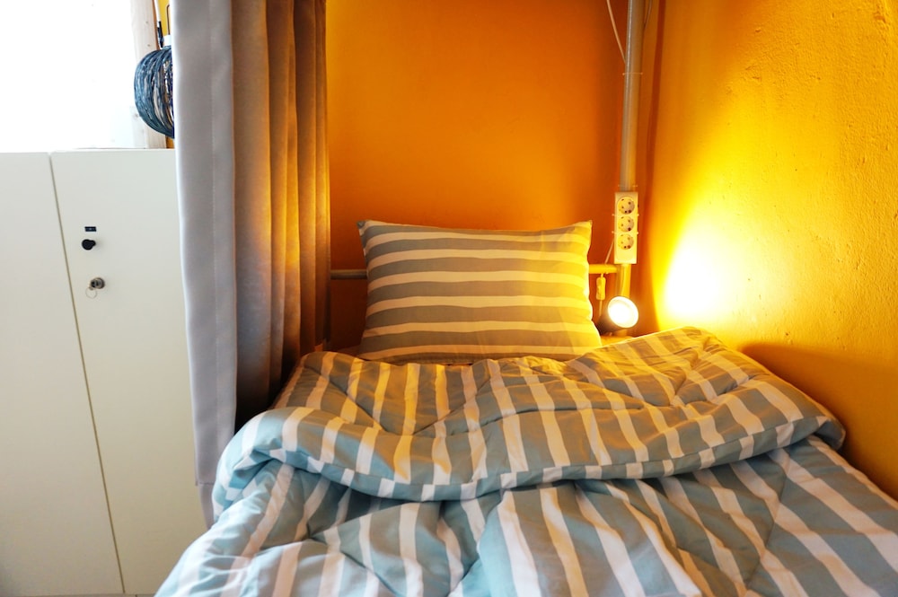 The One Hostel