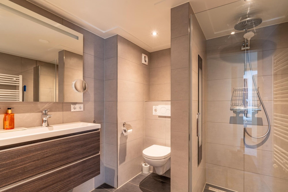 Comfortable and Modern Furnished 4-person Apartment