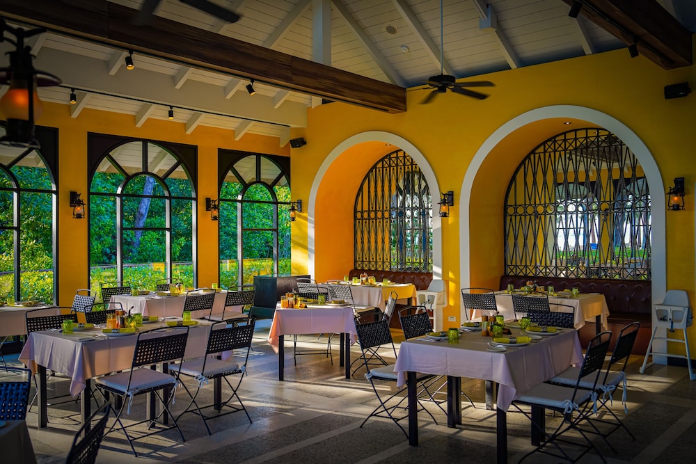 Dusit Thani Krabi Beach Resort 92