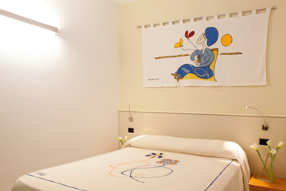 Hotel Eros Residence