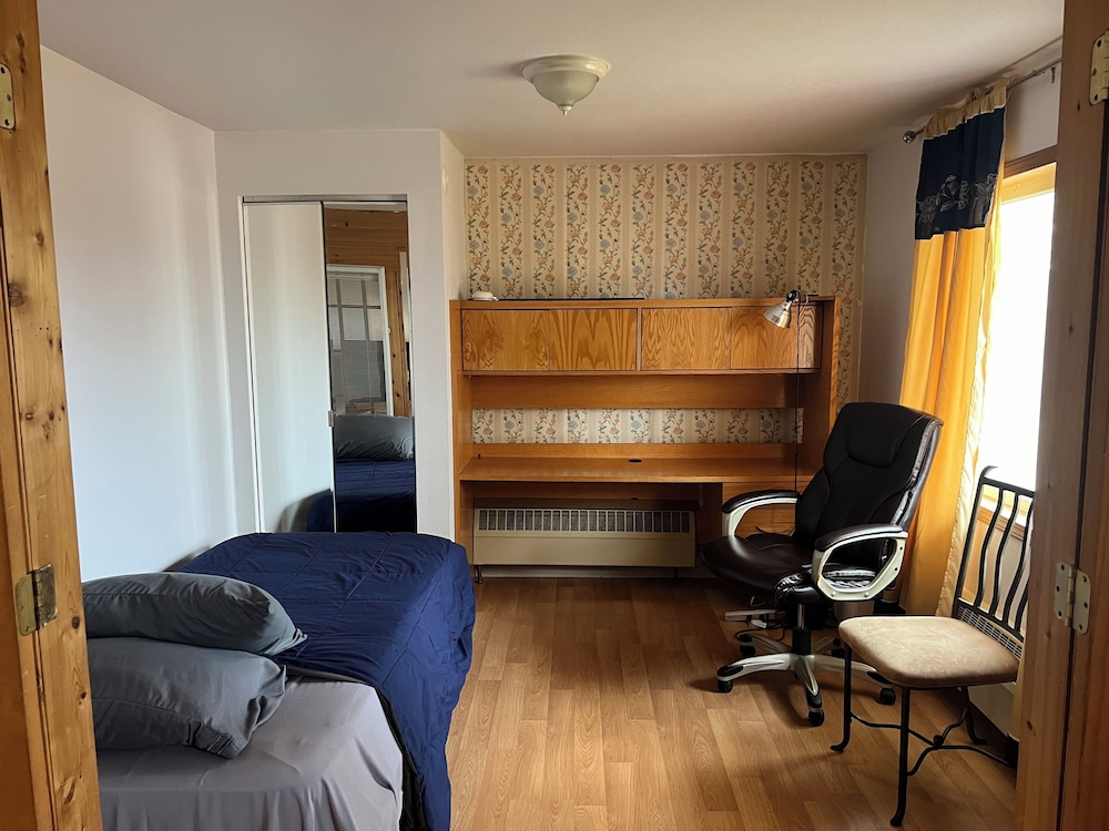 Bear Paw Inn