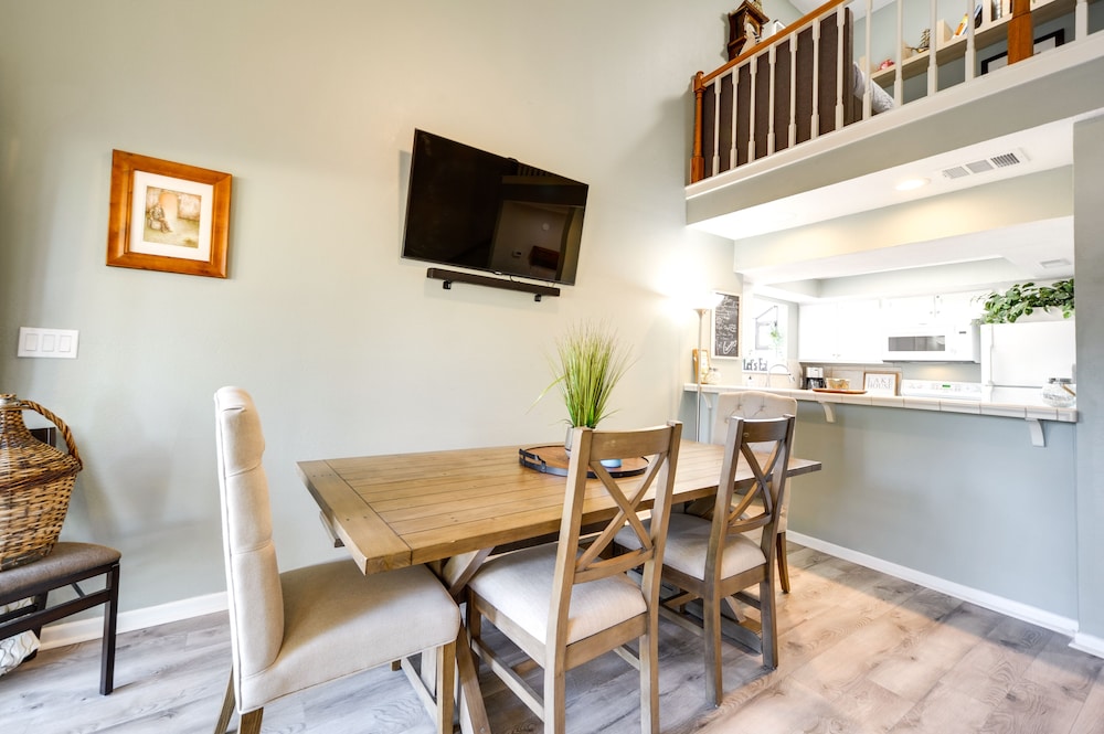 Centrally Located Horseshoe Bay Vacation Rental! - Property Image 17