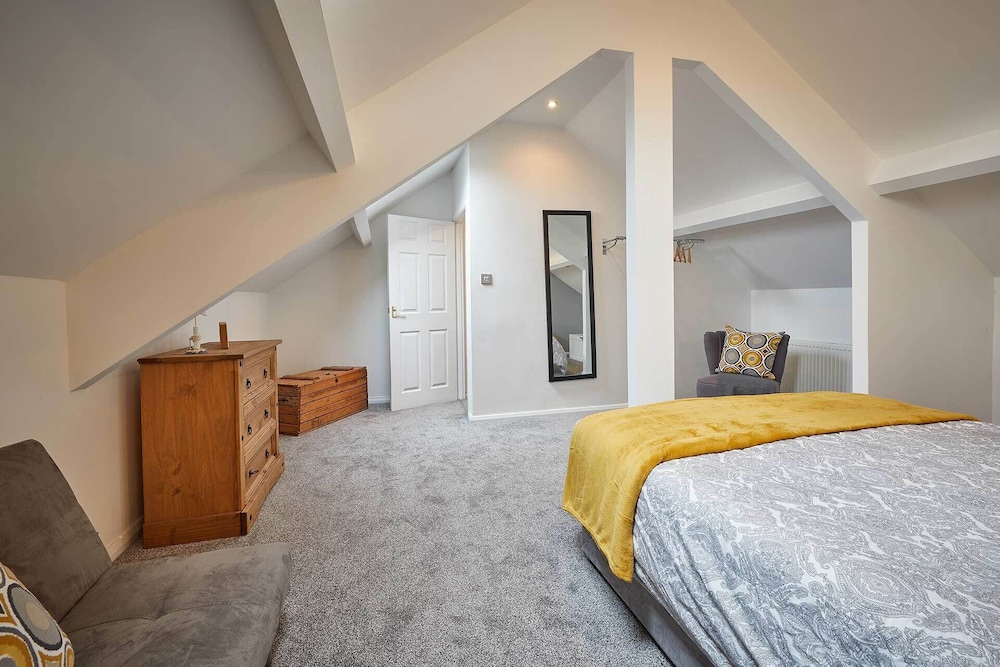 Whitley Bay Vacations - Host Stay Skyview - Property Image 5