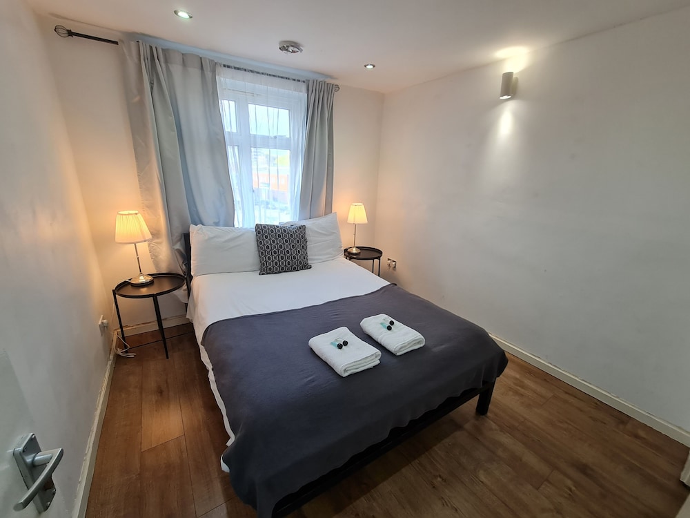 Urban Hideaway 2beds Apartment
