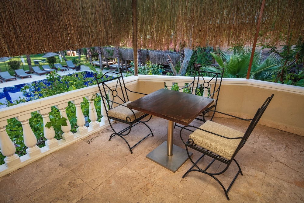 Layla Gocek - Yetişkinlere Özel - Image 33